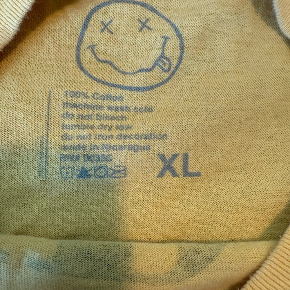 Officially Licensed Nirvana Nevermind Smiley Grunge Tee Yellow men’s X-Large - Picture 5 of 5